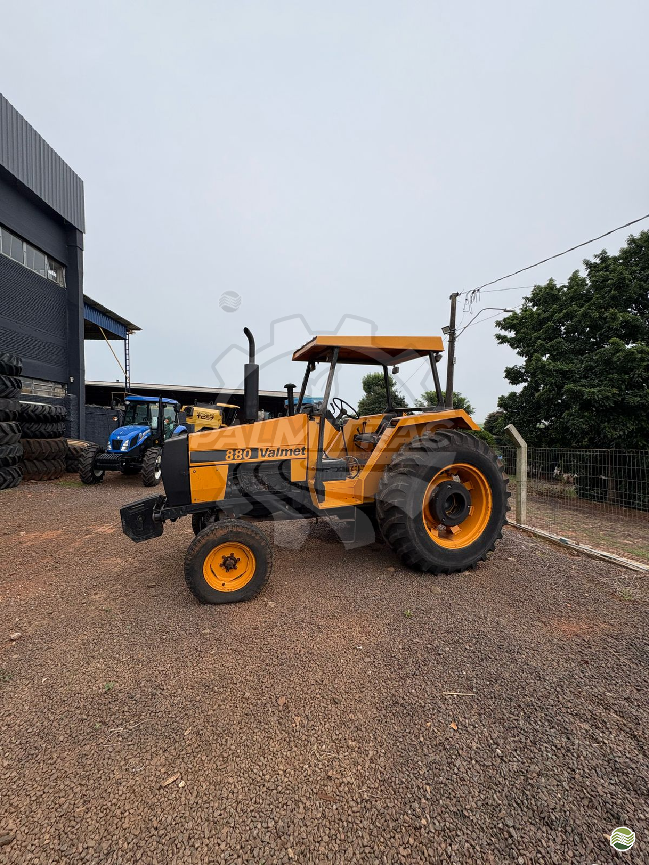 TRATOR VALMET VALMET 880 Tração 4x2 Palmitrac - New Holland PALMEIRA DAS MISSOES RIO GRANDE DO SUL RS